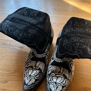 Elegant Black and White Embroidered Cowboy Boots